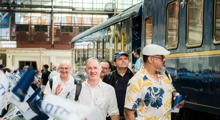 The Blue Jasmine Foto DTH Travel