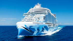NCL_Prima_ship_exterior_CF000115_edit.jpg