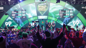 Verwendung nur im Zusammenhang mit Nennung des DERTOUR Sports Darts WM Programm erlaubt
