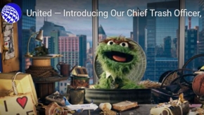 sesamstraßen Charakter Oscar wird Chief Trash Officer bei United Airlines