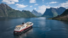 Hurtigruten Trollfjord Norwegen Foto Hurtigruten