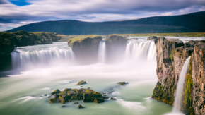 Island Godafoss Wasserfall Akureyri iStock Lara_Uhryn.jpg